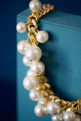 Pearl Giant Necklace