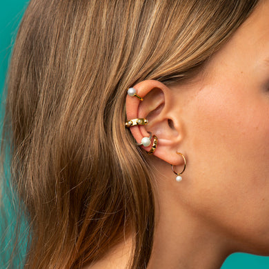 Pyramid Earcuff
