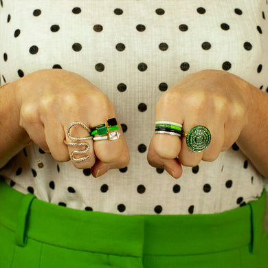    green-iris-enamel-thin-sapphire-ring-ringar-diamond-band-ring-vintage-loopy